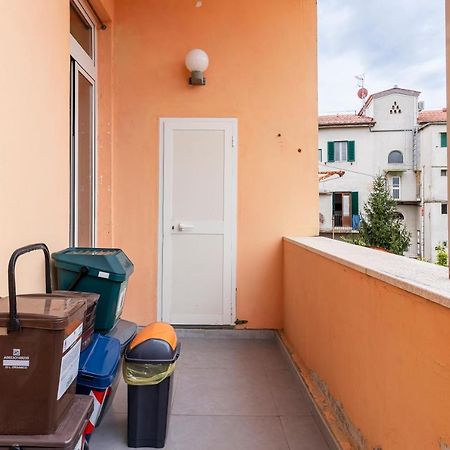 Piazza Sforzini Cozy Apartment Near The Sea! Livorno Exteriér fotografie