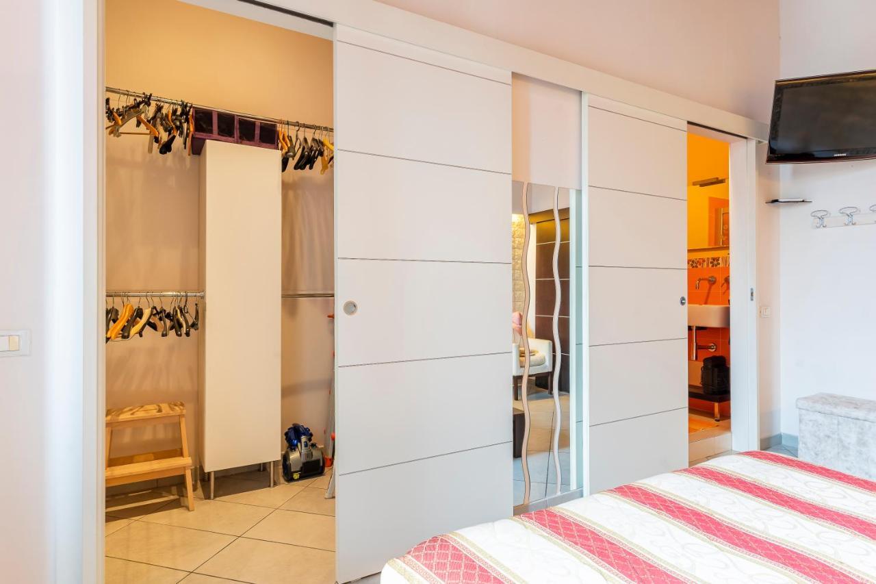 Piazza Sforzini Cozy Apartment Near The Sea! Livorno Exteriér fotografie