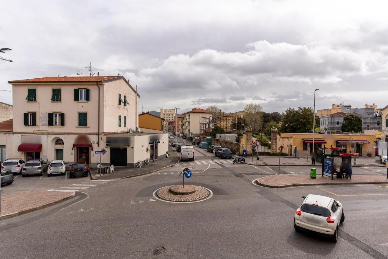 Piazza Sforzini Cozy Apartment Near The Sea! Livorno Exteriér fotografie